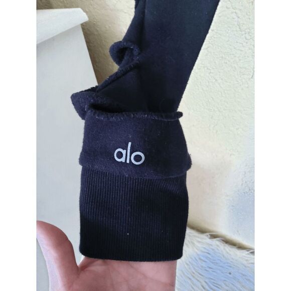EUC Size Xsm Alo Yoga Slay Hoodie - Picture 3 of 5